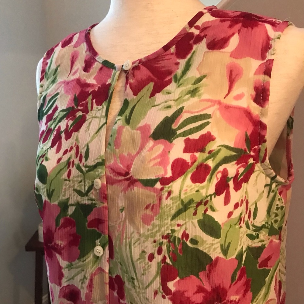 VILLAGER a Liz Claiborne Company NWOT Women Pink Floral Lined Sleeveless TopSz 6